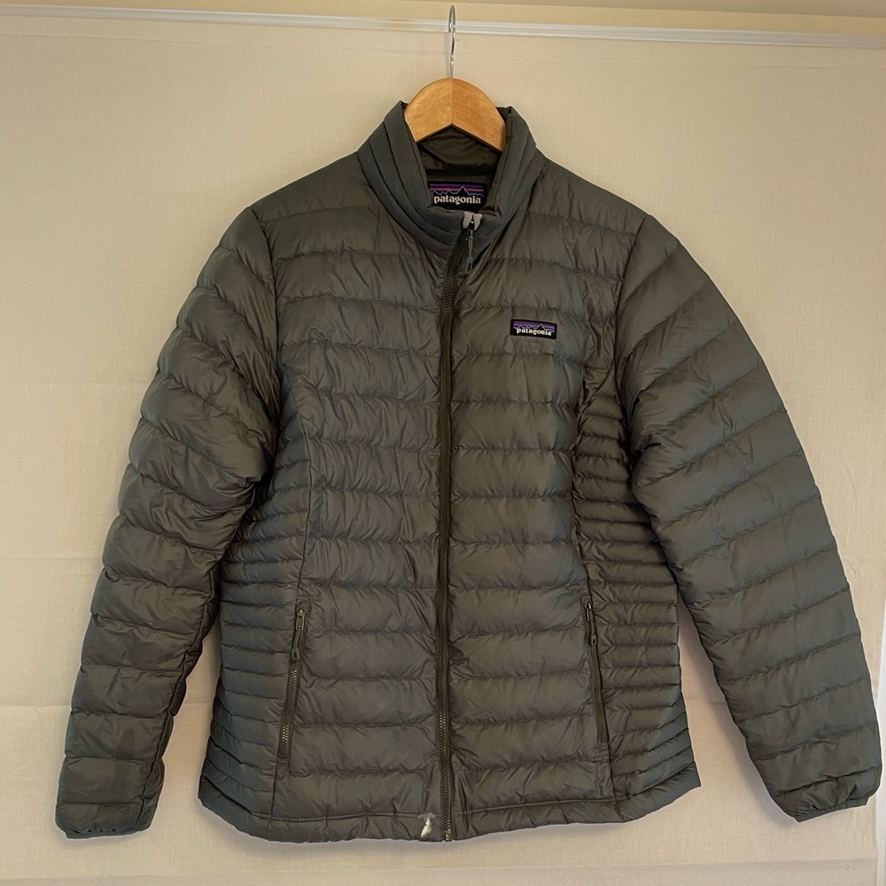 Gently loved Patagonia Down Sweater